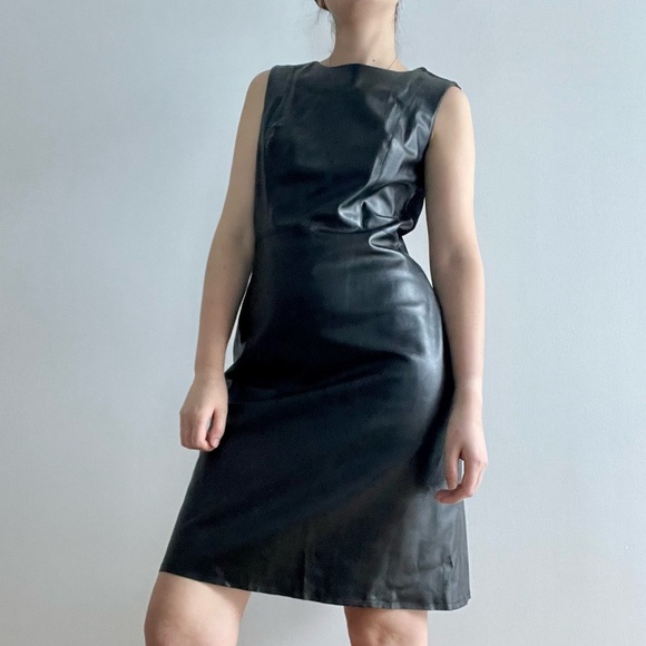 MODE DE VIE BLACK FAUX LEATHER SLEEVELESS MIDI DRESS - XS - Picture 7 of 17